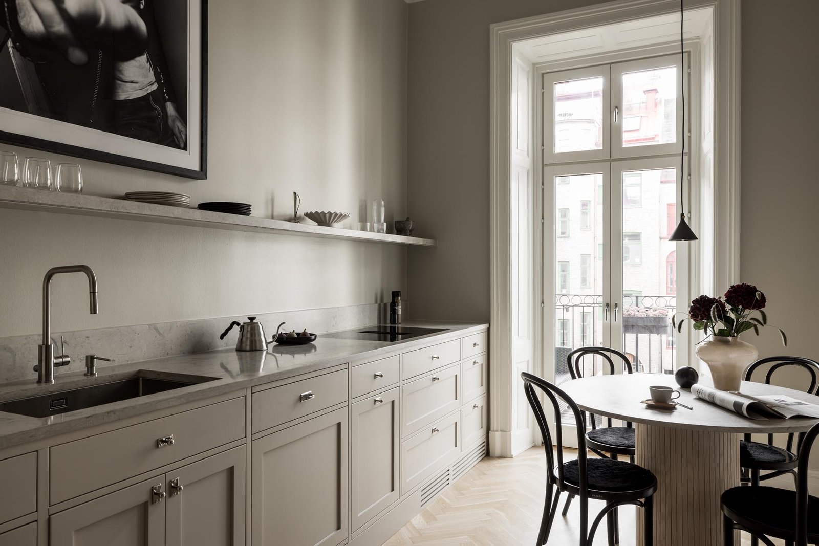 Ett-tidlost-shakerkok-Stiligt-Design-12.jpg